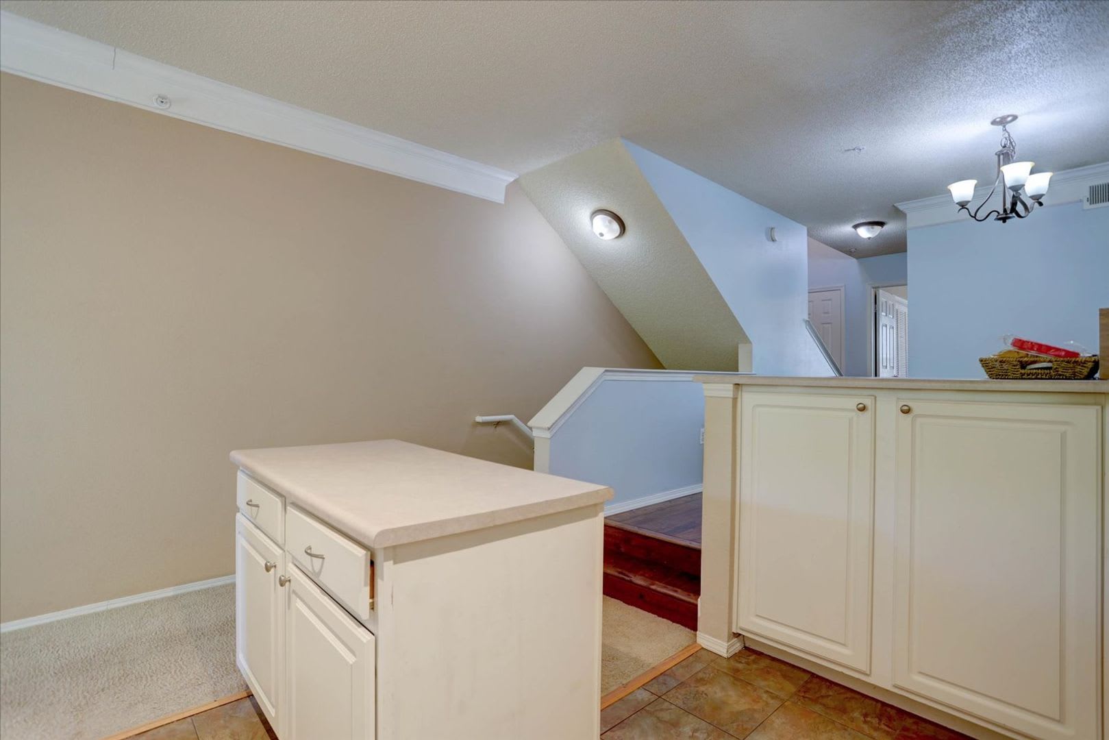 Beautiful 2bed/2bath/1car garage in Louisville! – photo 4