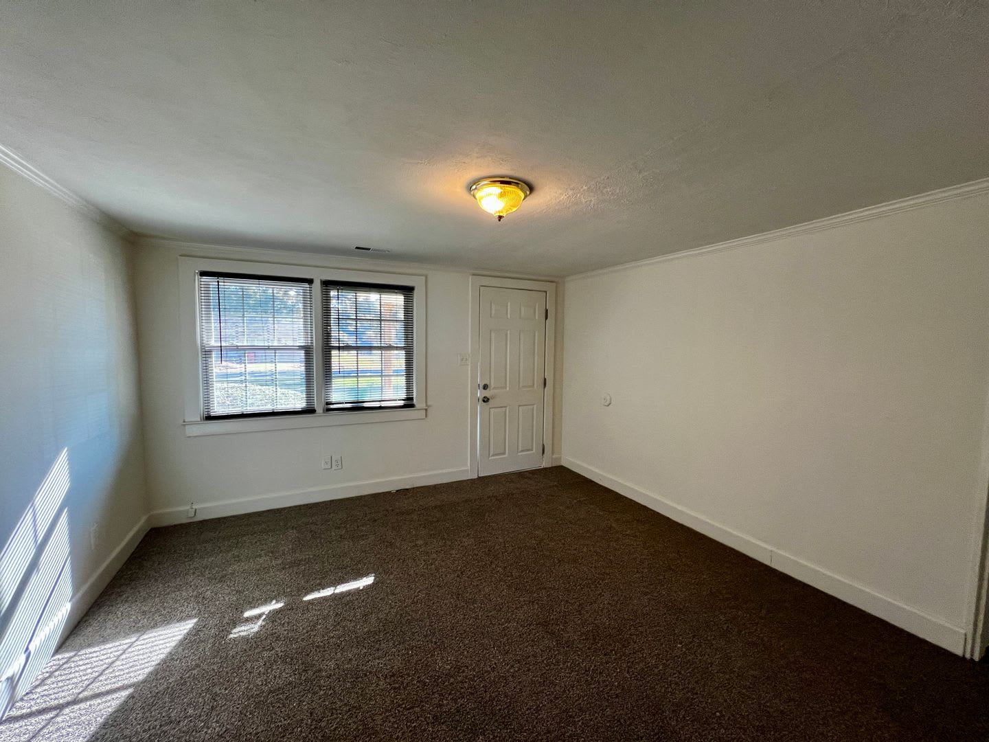 Inviting 3 Bed 2 Bath Ranch – photo 2