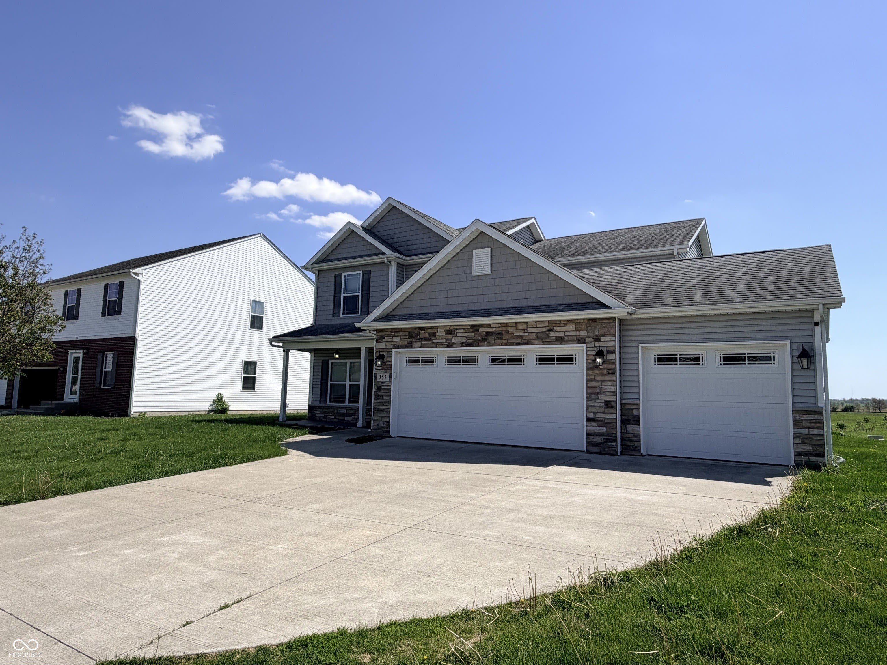 357 Indigo Street – photo 3