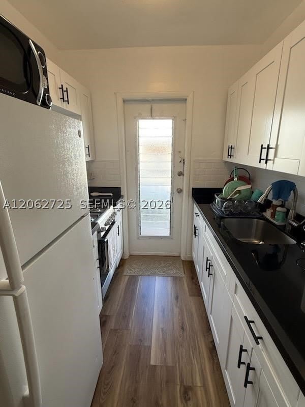655 Meridian Ave – photo 4