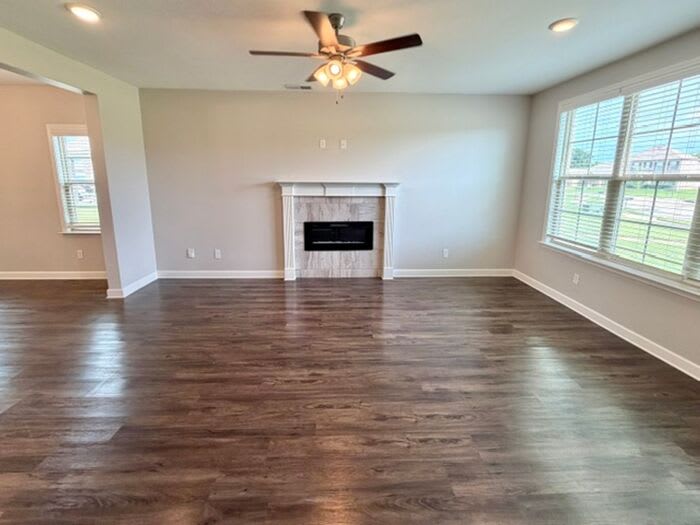 370 Azalea Drive – photo 3