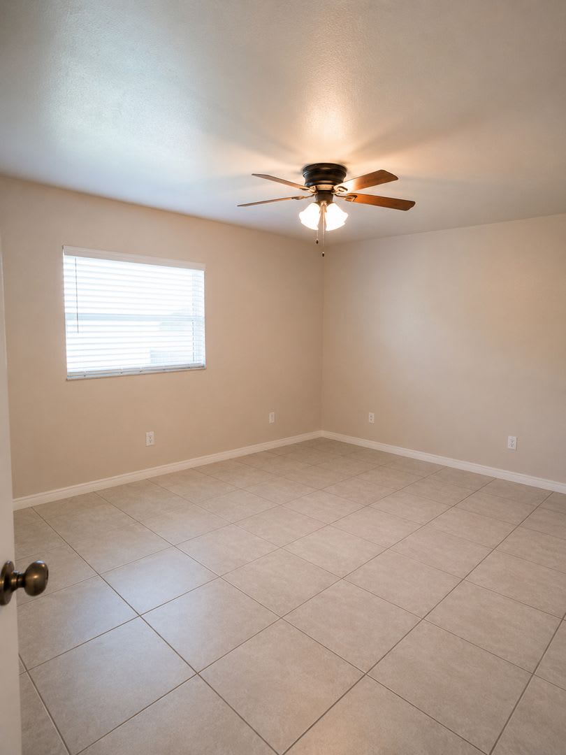 Duplex For Rent – photo 5