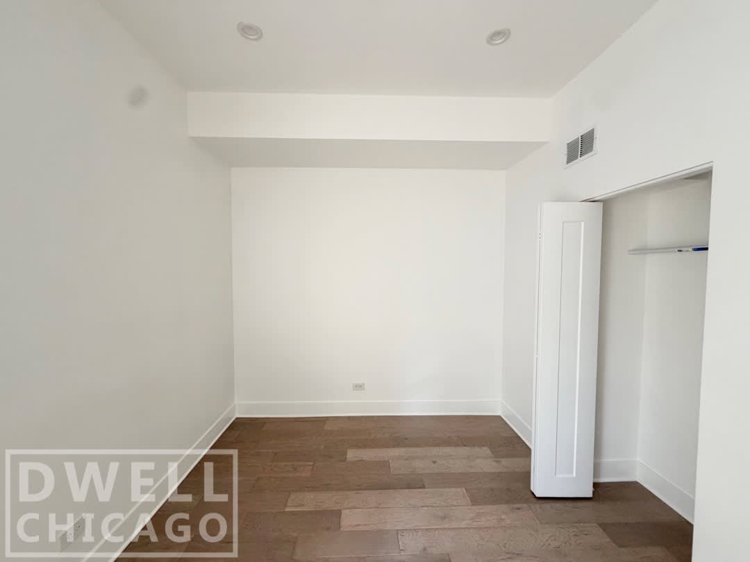 1236 W Hubbard St – photo 5