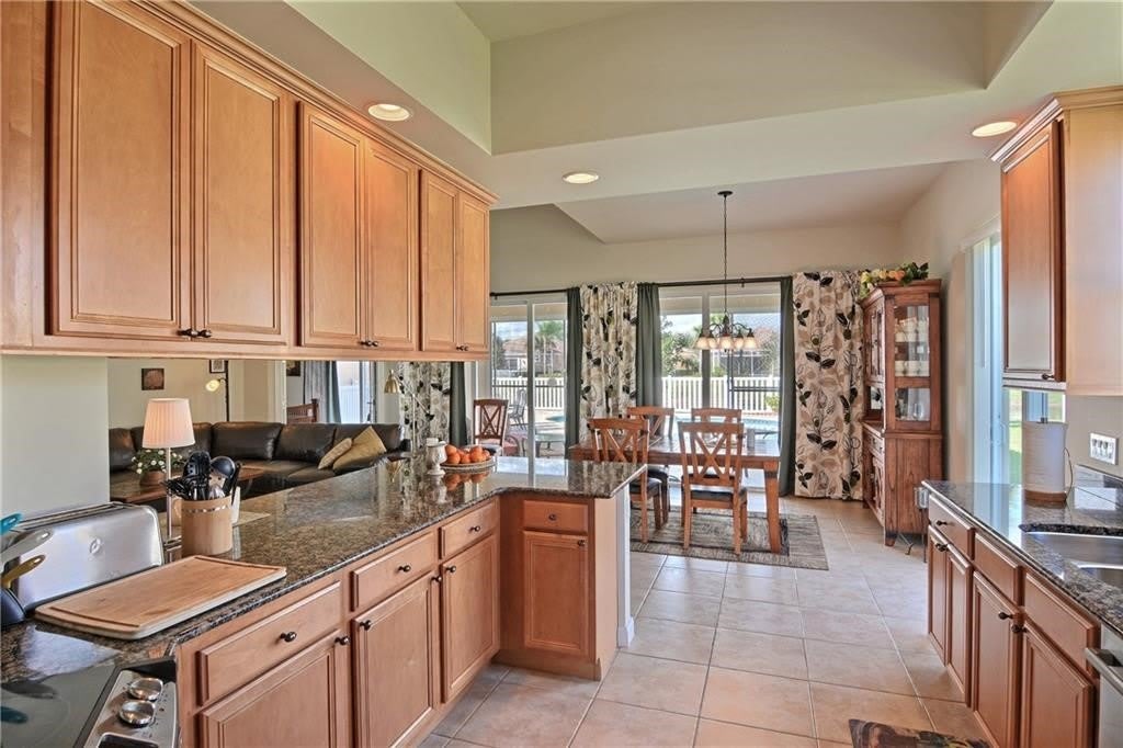 5254 Eleuthra Circle – photo 2