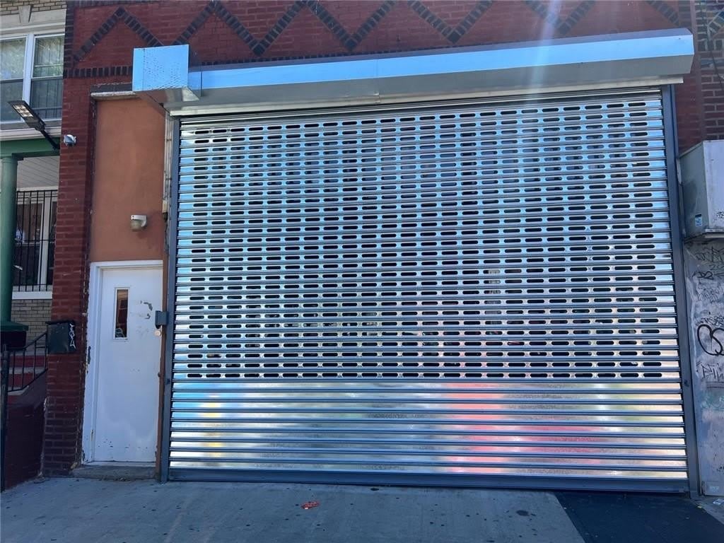 769 Saratoga Avenue – photo 5