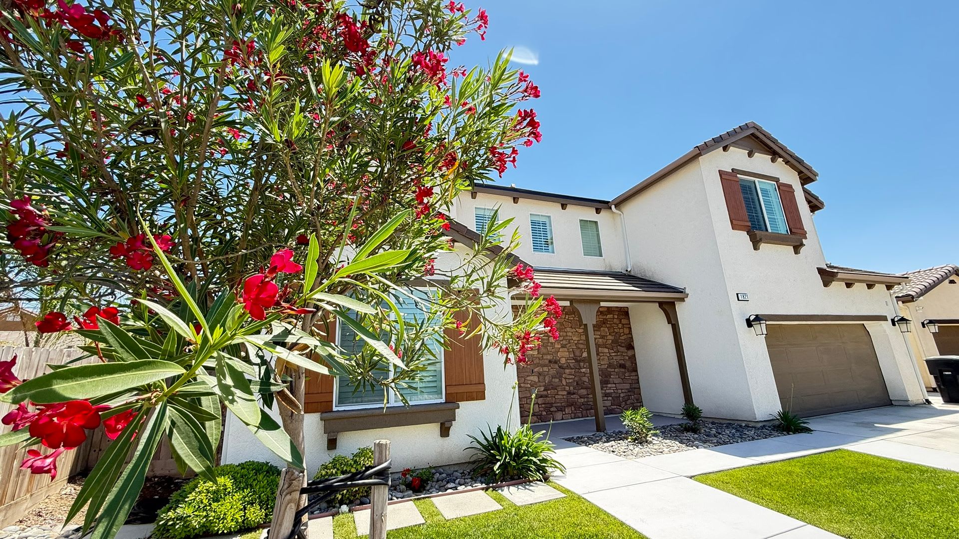 Beautiful Home for rent in Shannon Ranch in Visalia! – photo 2