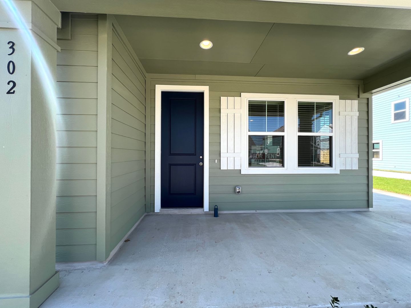 2024 Single Story Detached 3 Bedrooms And 2 Bathroom Single Family Home For Rent In Taylor Tx Across Street From Taylor High School – photo 4