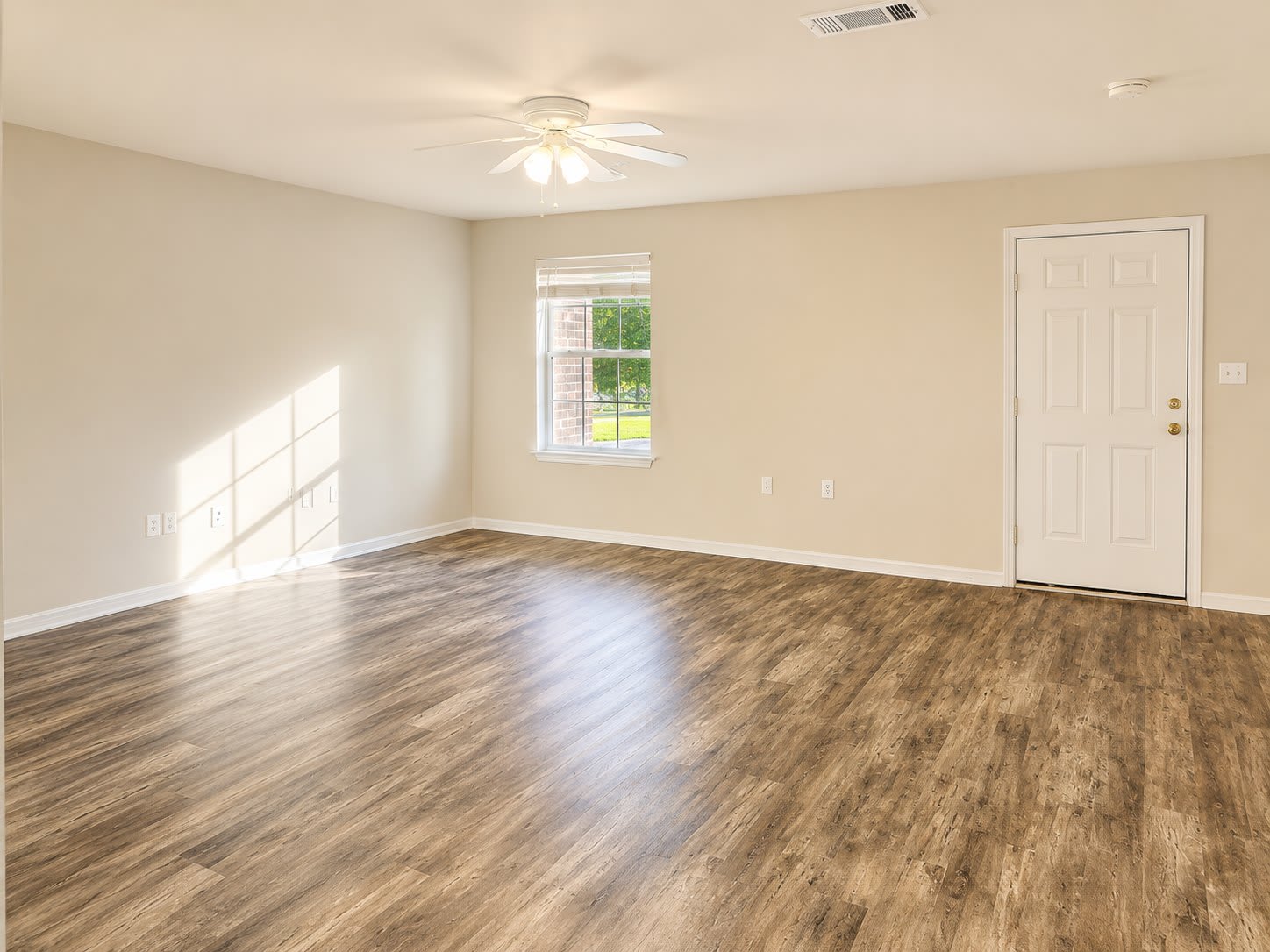 35 Matheny Rd Apt D – photo 2