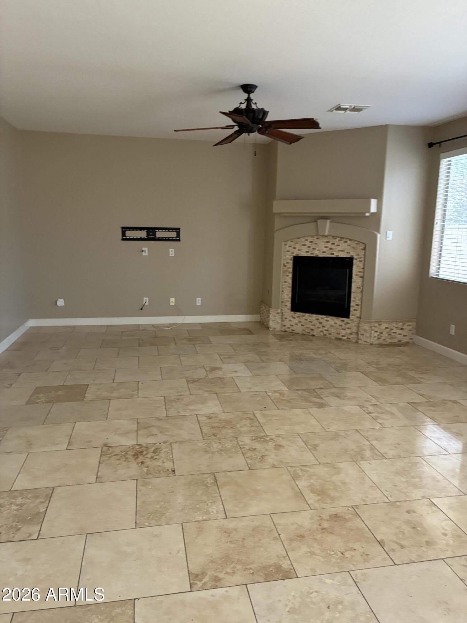 2913 E TULSA Street – photo 5