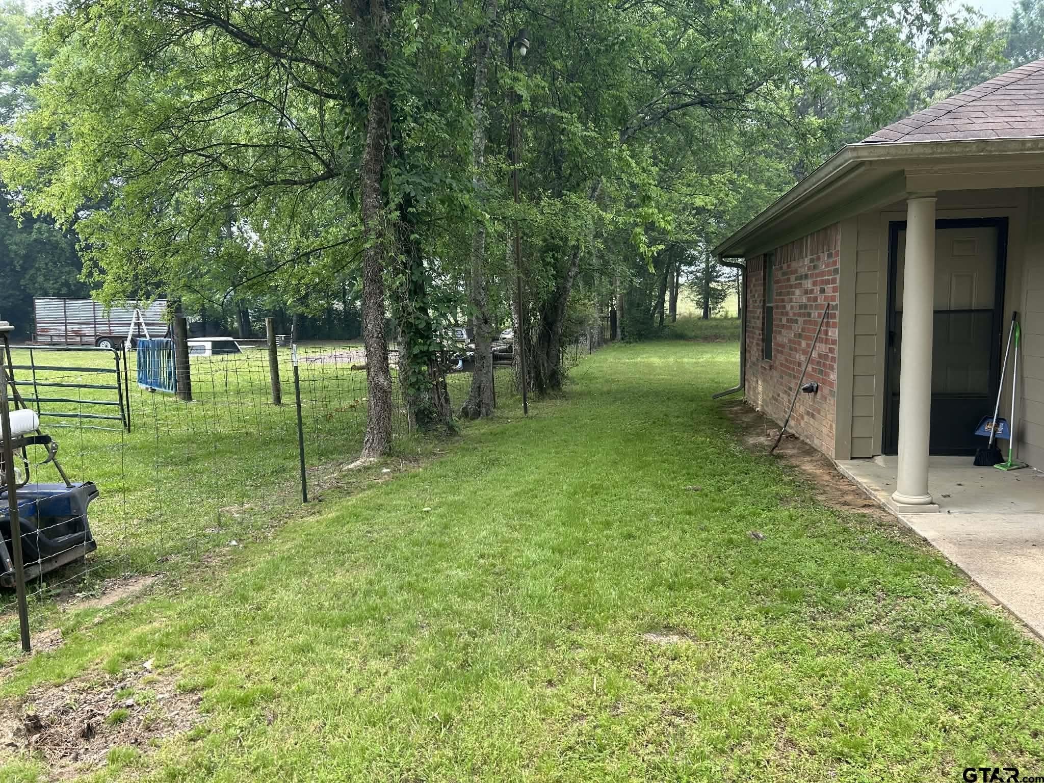129 Mure St. – photo 3