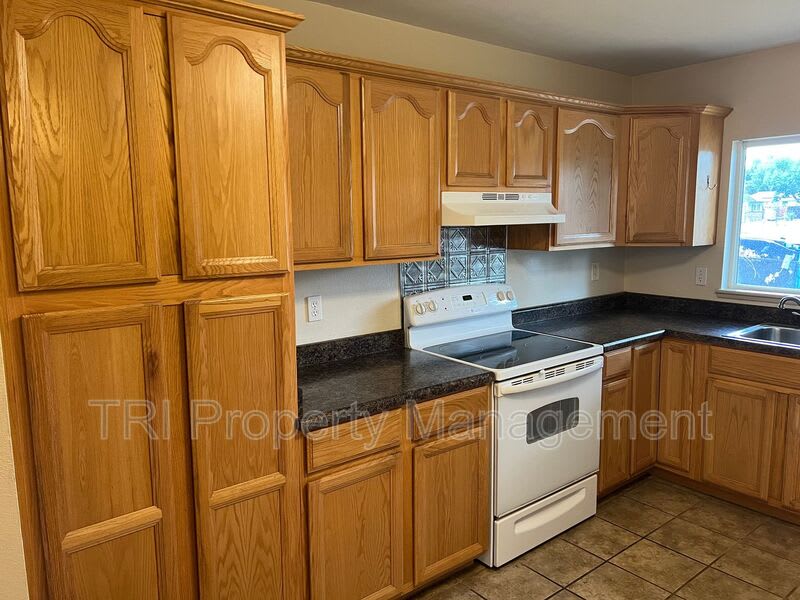 2501 Charolais Dr – photo 2