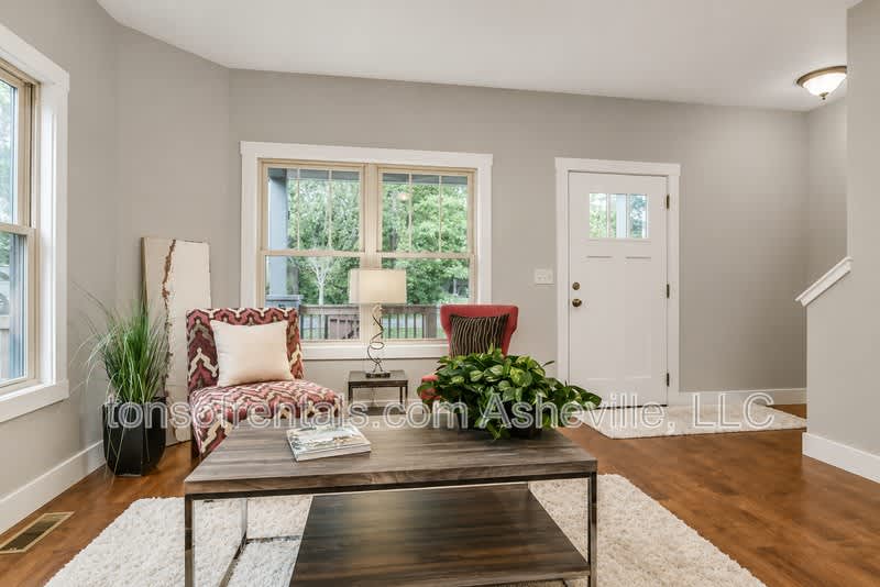 14 Cedar Street – photo 2