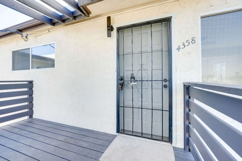 4358 38Th Street – photo 1