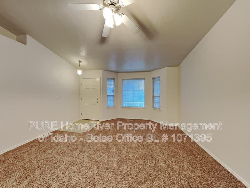 1904 W Havenwood Ave – photo 5
