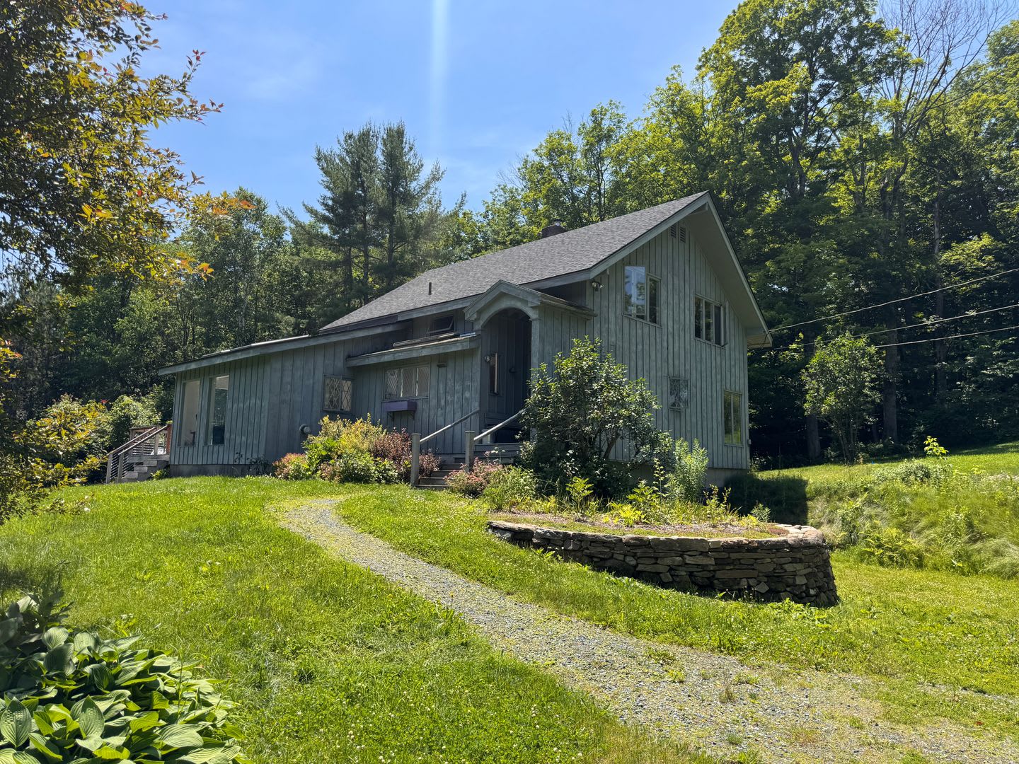 3 bedroom home in Woodstock Vermont – photo 1