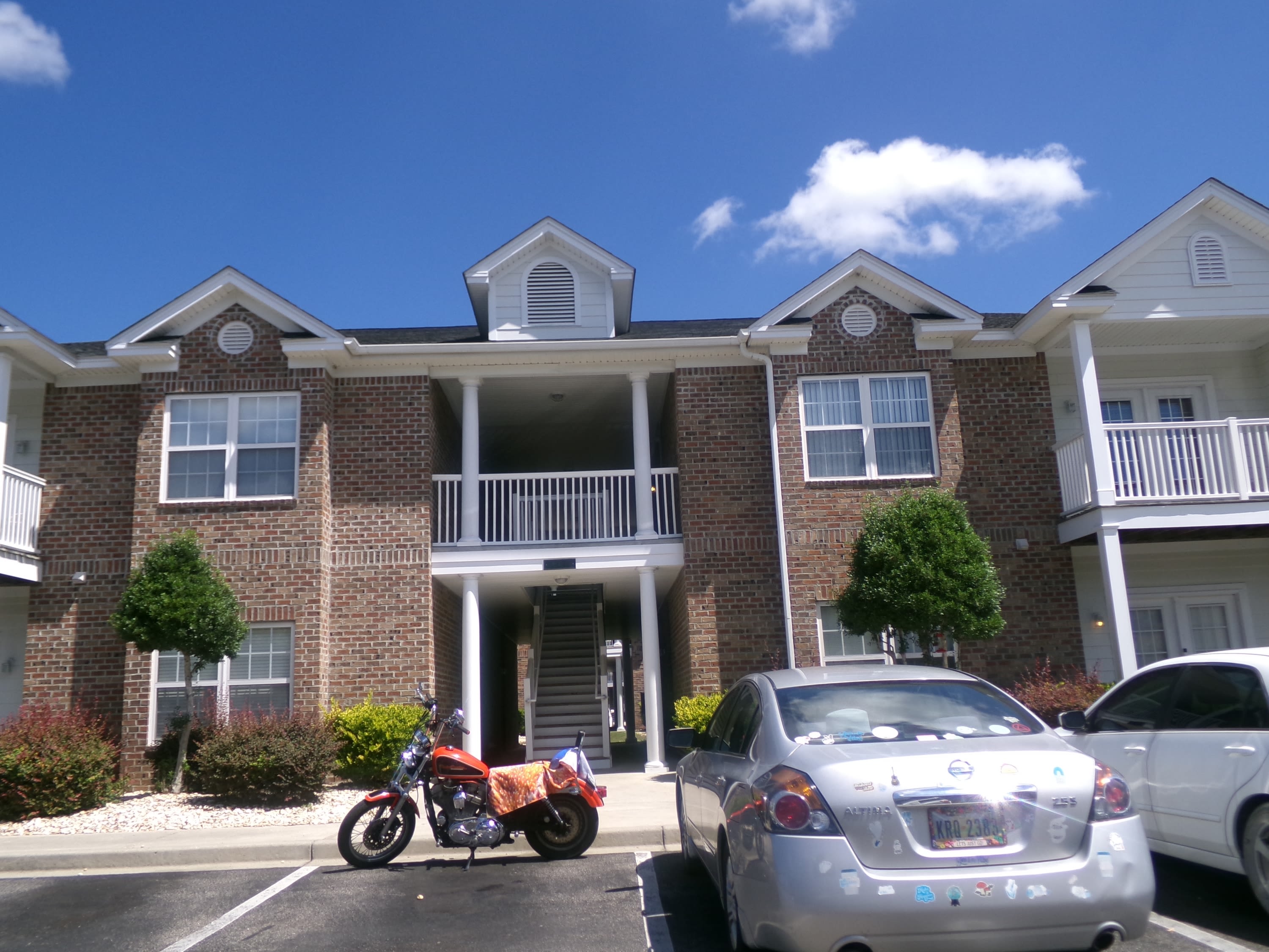 2065 Silvercrest Dr. 6E – photo 2