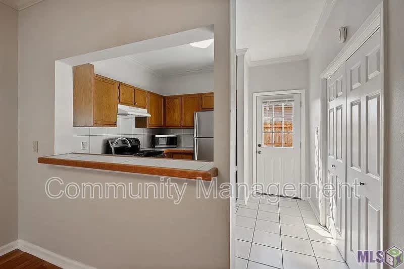2632 S Roth Ave – photo 4