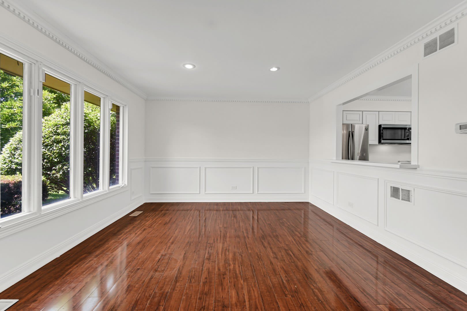 3252 87th Street – photo 2