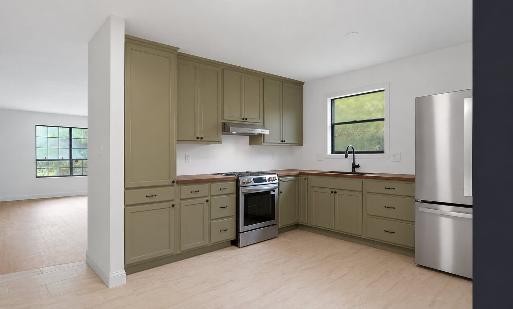 Beautifully Updated 3BR Home w/ Bonus Room, Fenced Yard &amp; Garage – photo 2