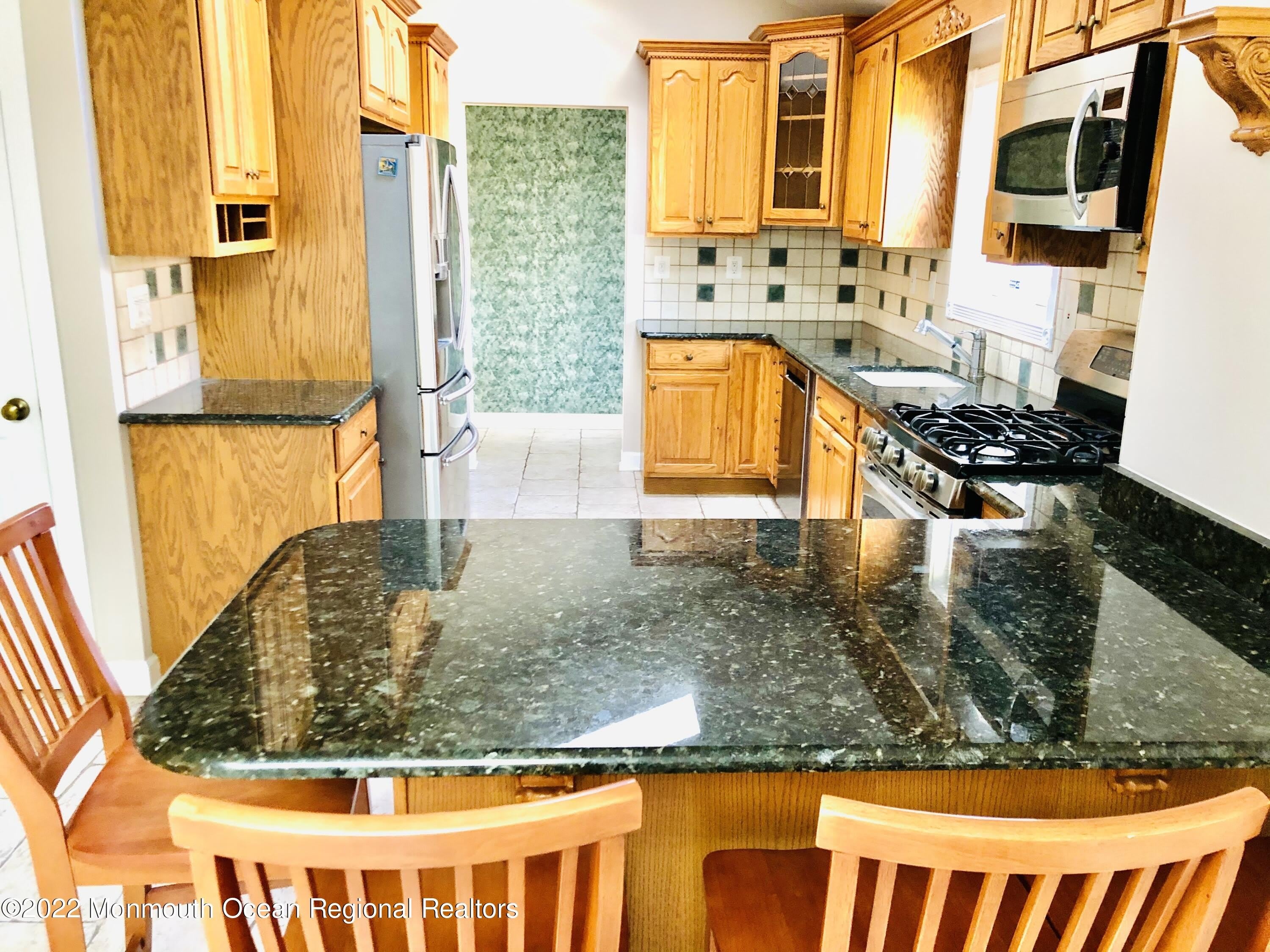 34 Hendrickson Place – photo 4