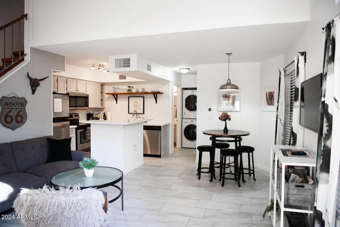 602 N MAY – photo 4