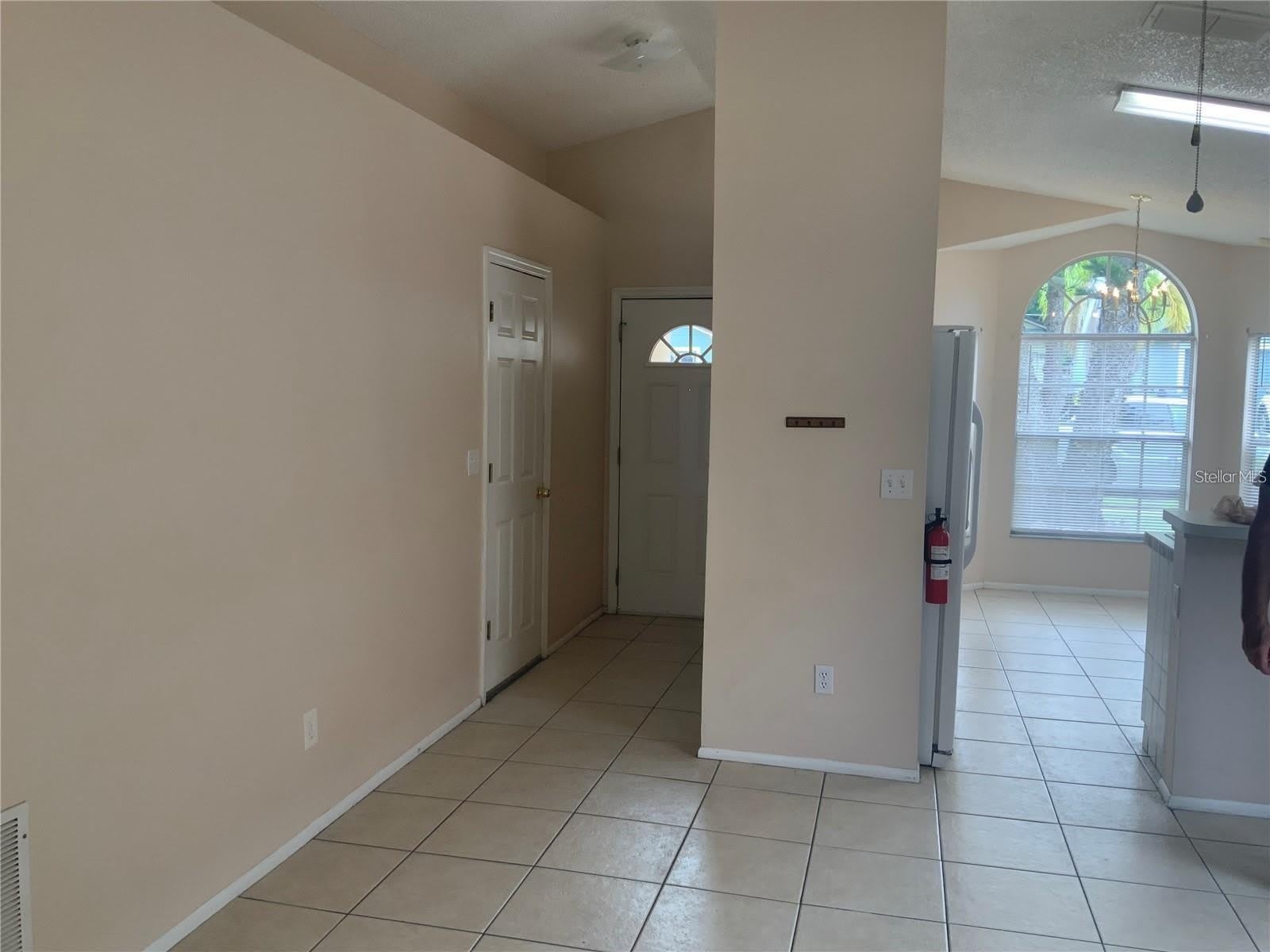 1705 CHATHAM Circle – photo 2