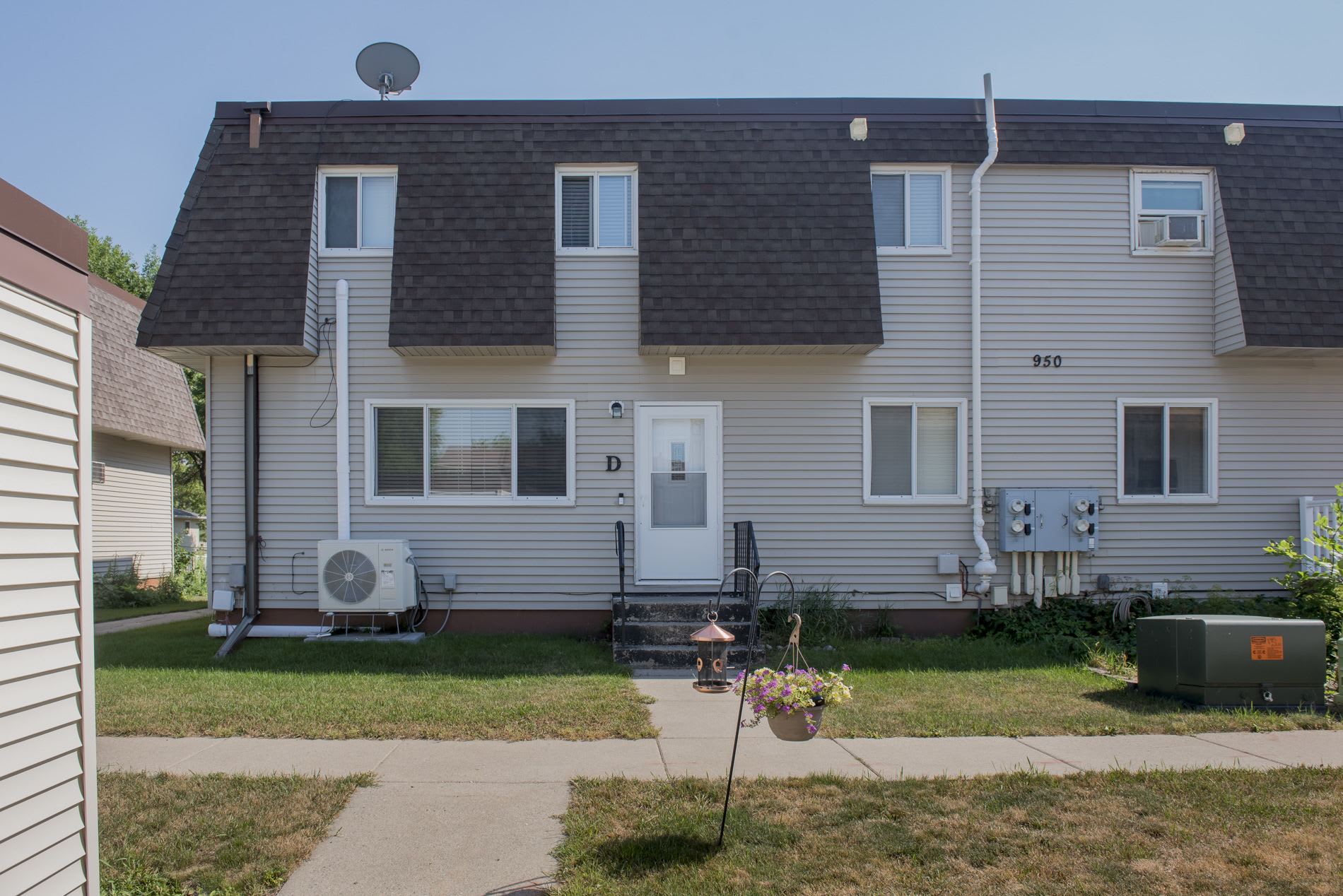 950 5th Ave W – photo 2