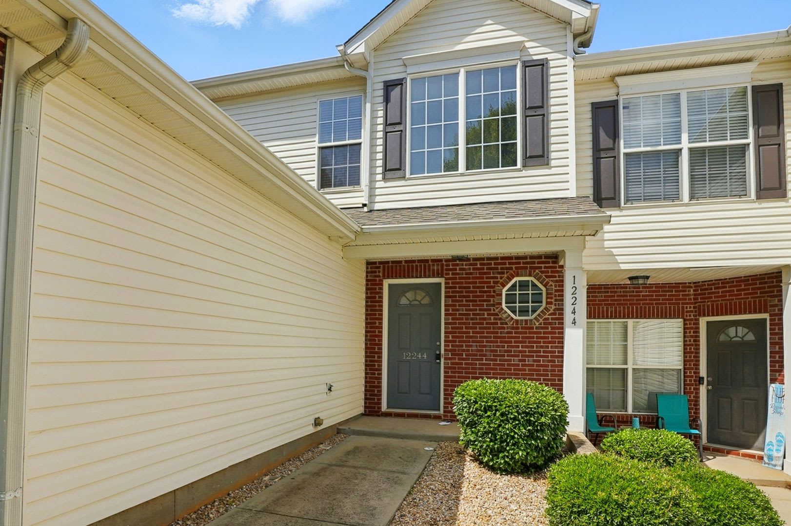 2 Bedroom Townhome in Pineville! – photo 2