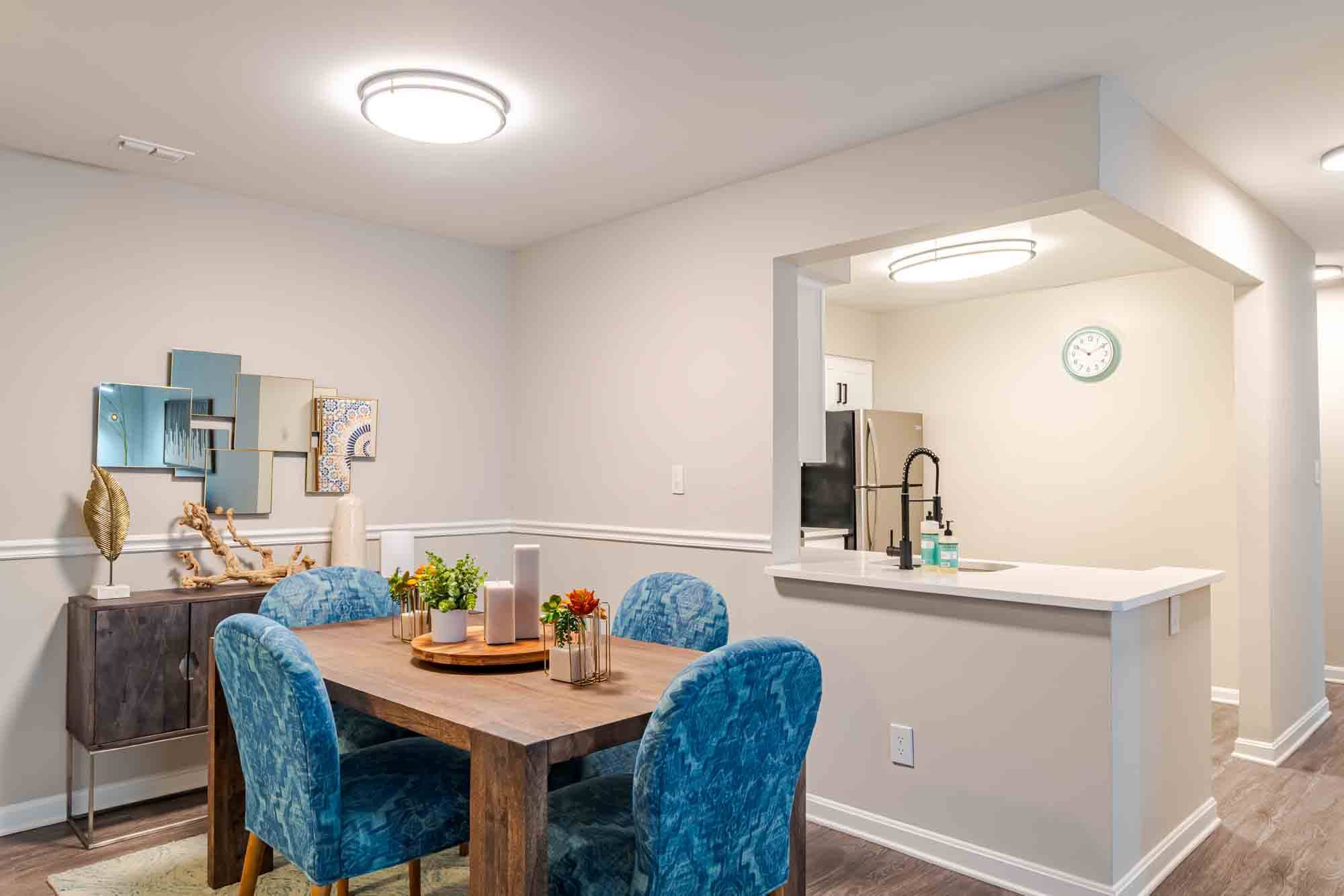 Woodside Apartments – photo 3