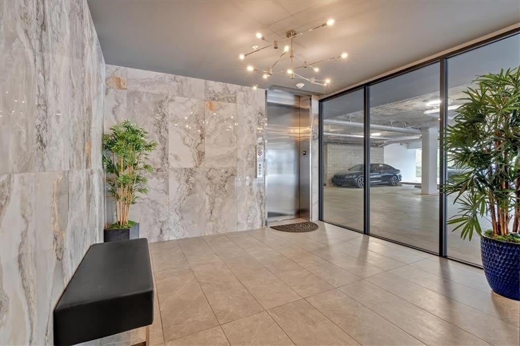 6890 Peachtree Dunwoody Road – photo 3