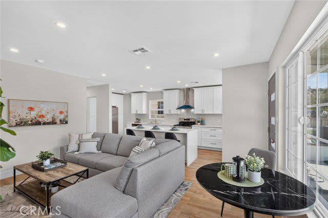 1223 West 23rd Street – photo 5