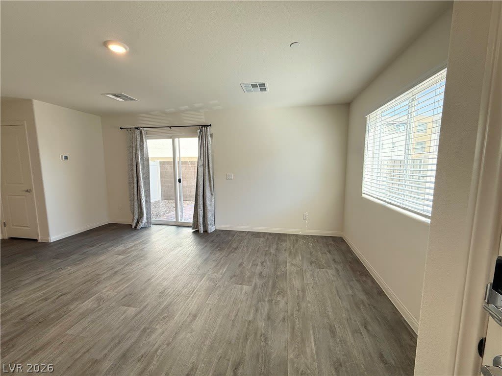 3720 Brilliant Sunset Street – photo 4