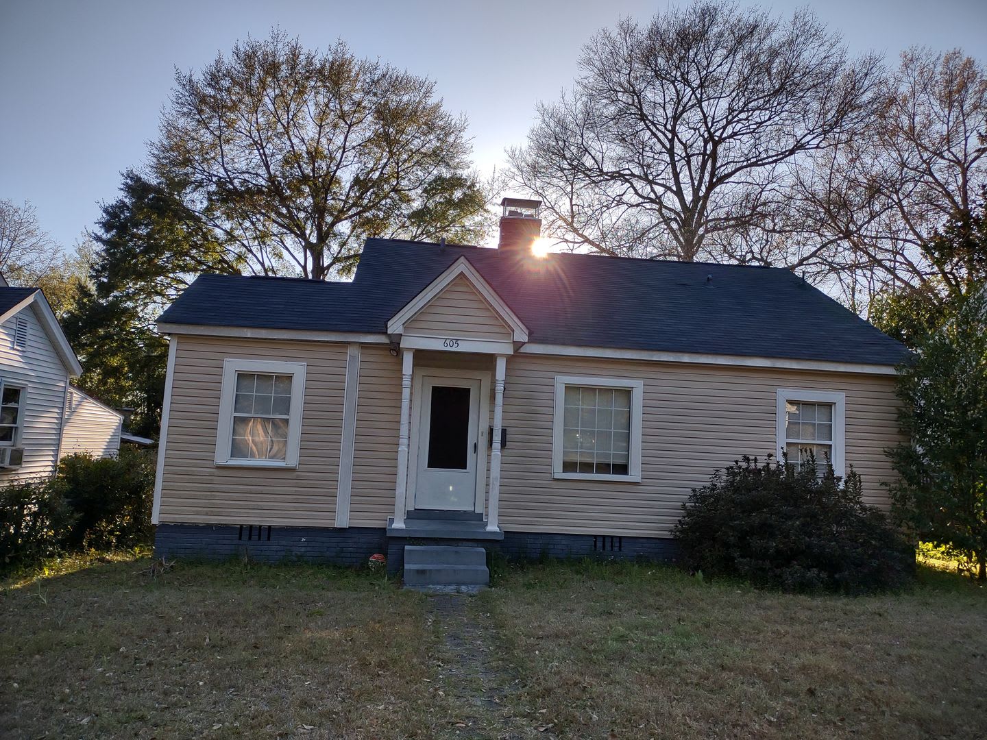 Move In Savings Adorable Two Bedroom Home In Edgewood – photo 1