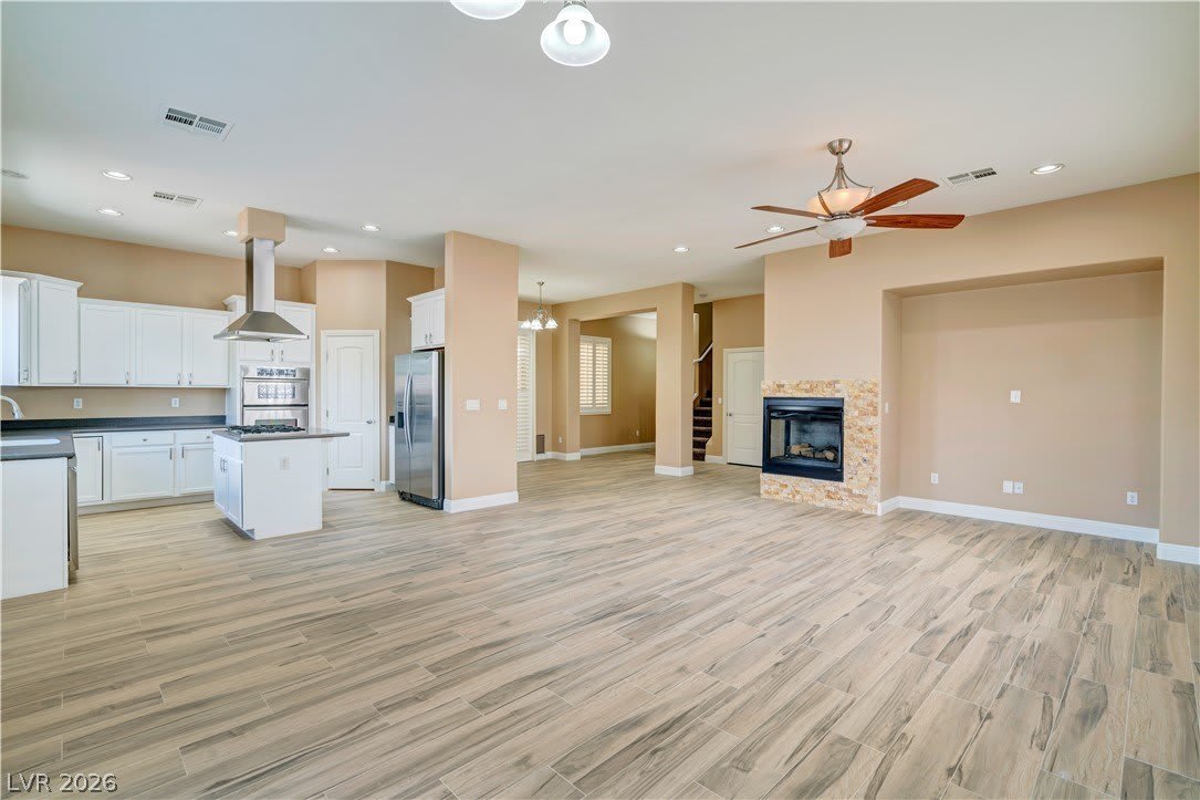 9180 Worsley Park Place – photo 3