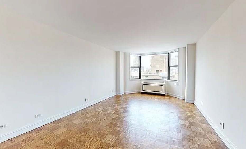 405 E 71st St – photo 3