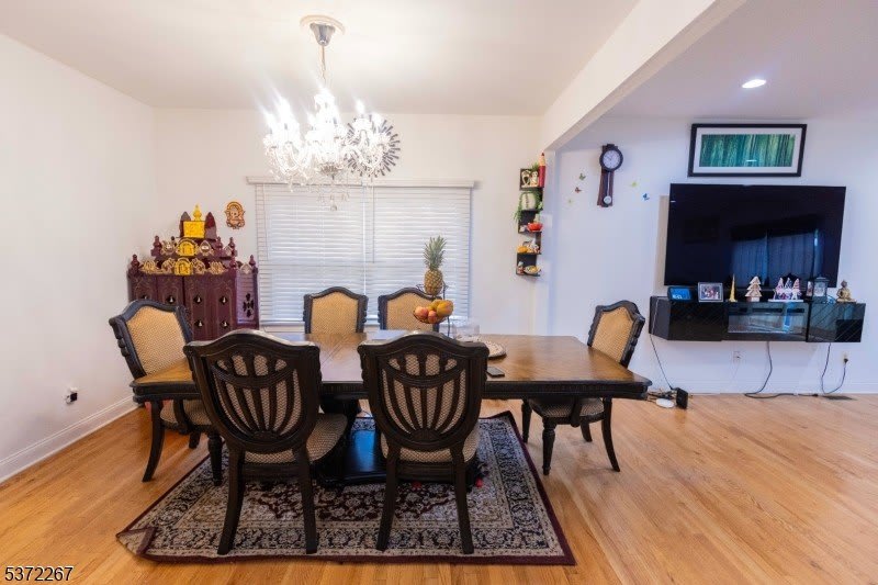 347 Raymound Blvd – photo 5