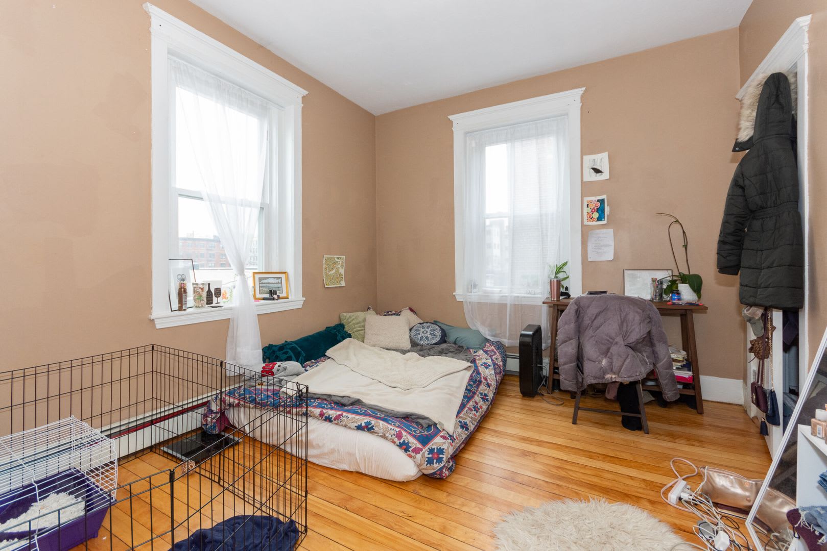 Huge 5 Bed In Allston – photo 3