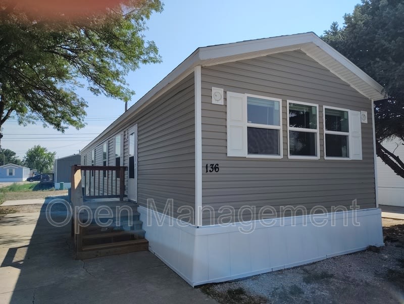 136 Erin Lane – photo 2