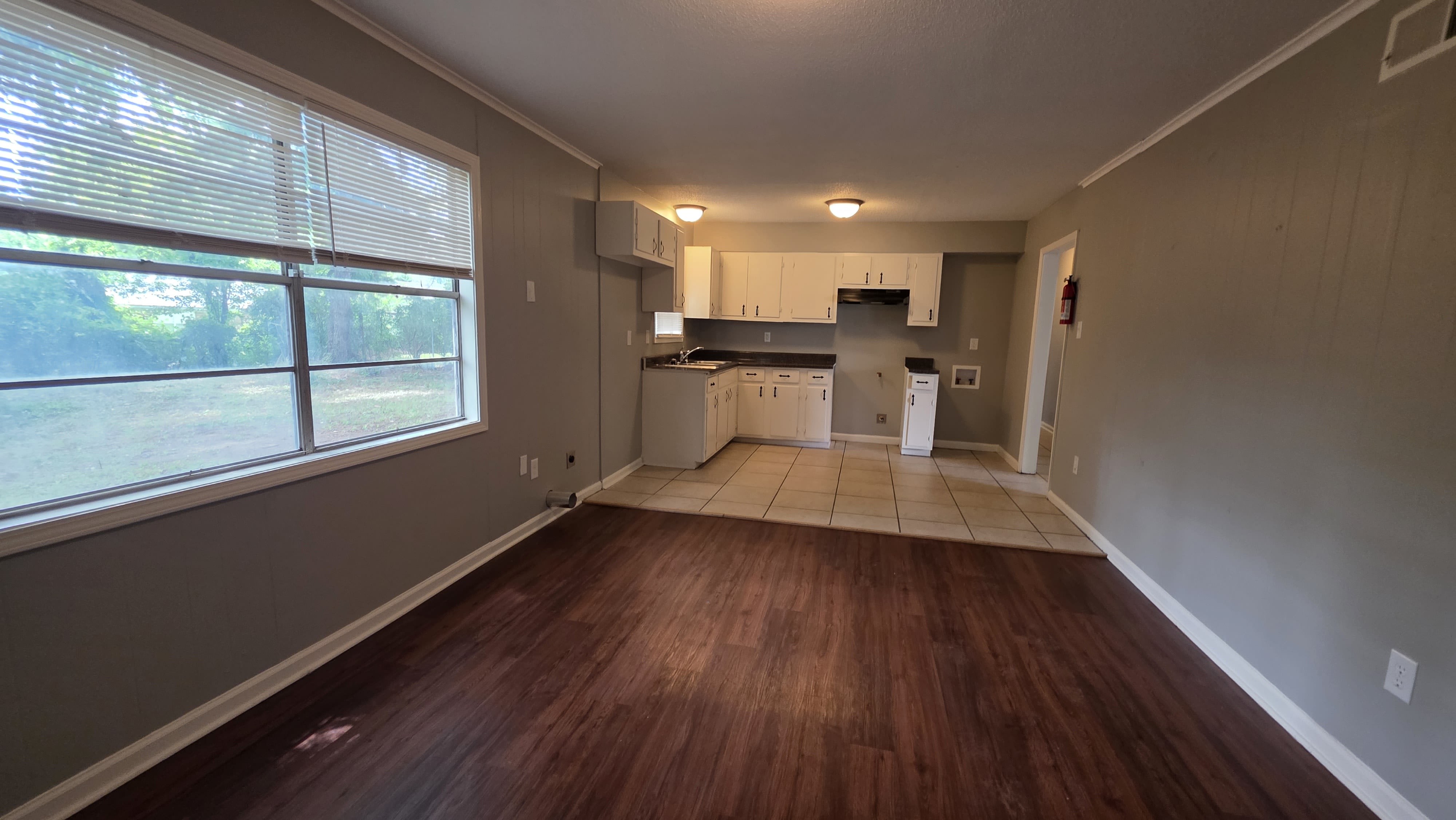 5136 Alford St – photo 2