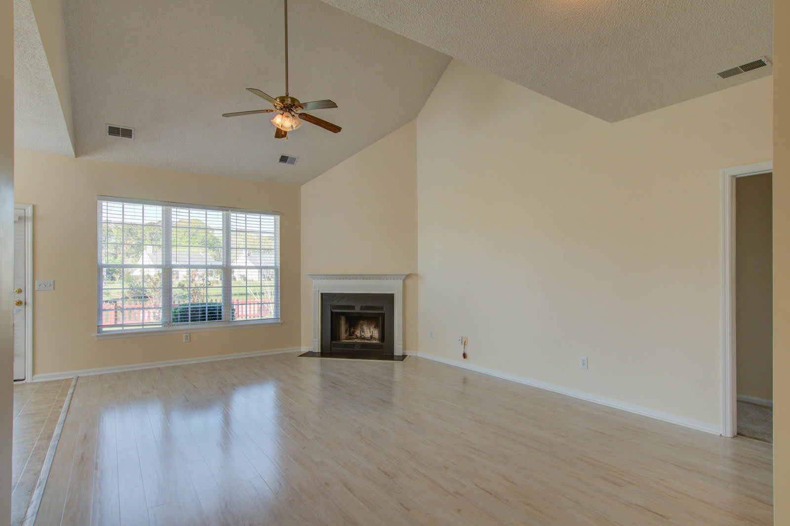 533 Tribeca Drive – photo 3