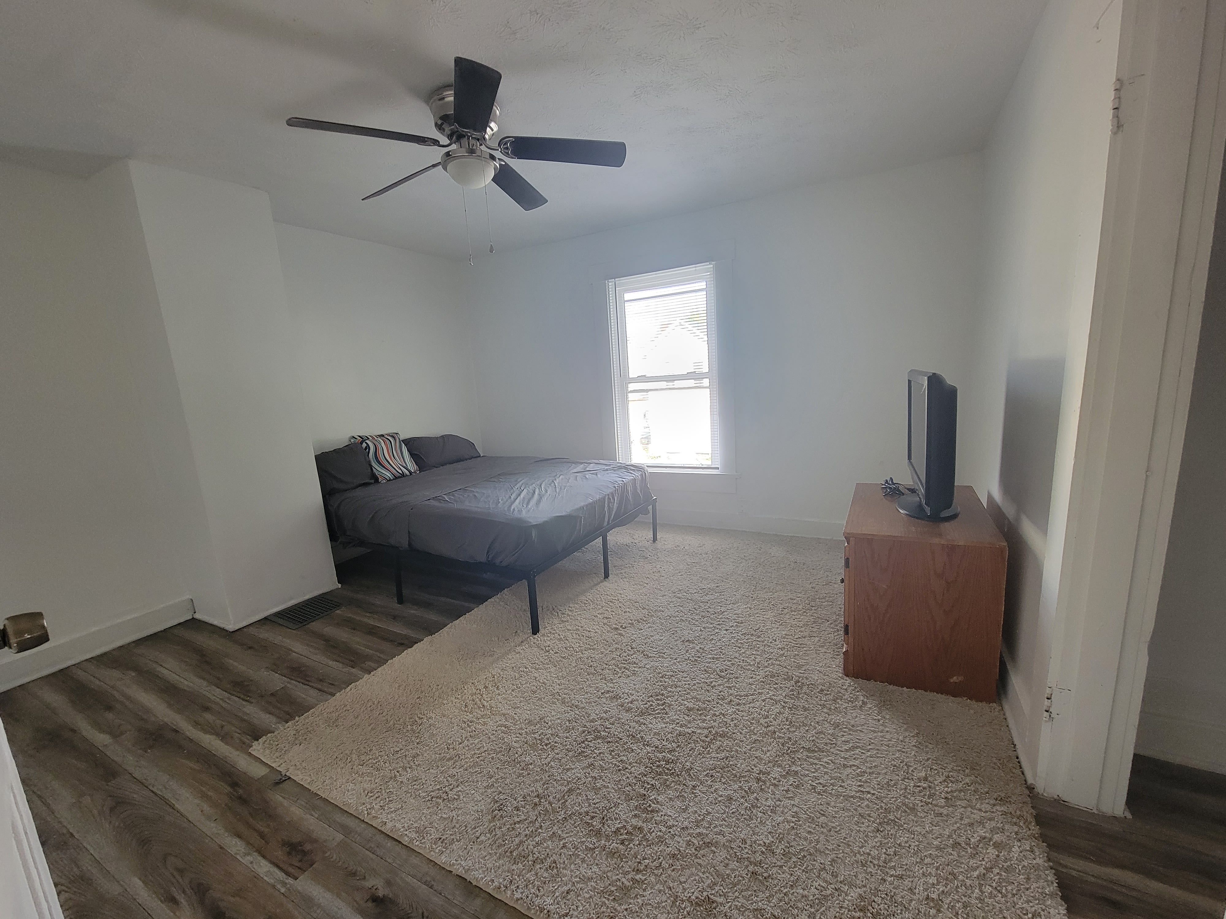 47 Burlington Avenue – photo 4