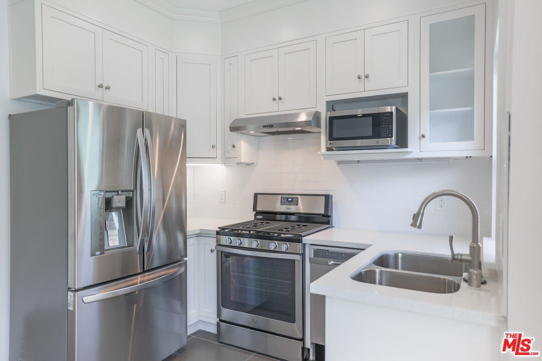 31 Breeze Ave – photo 2