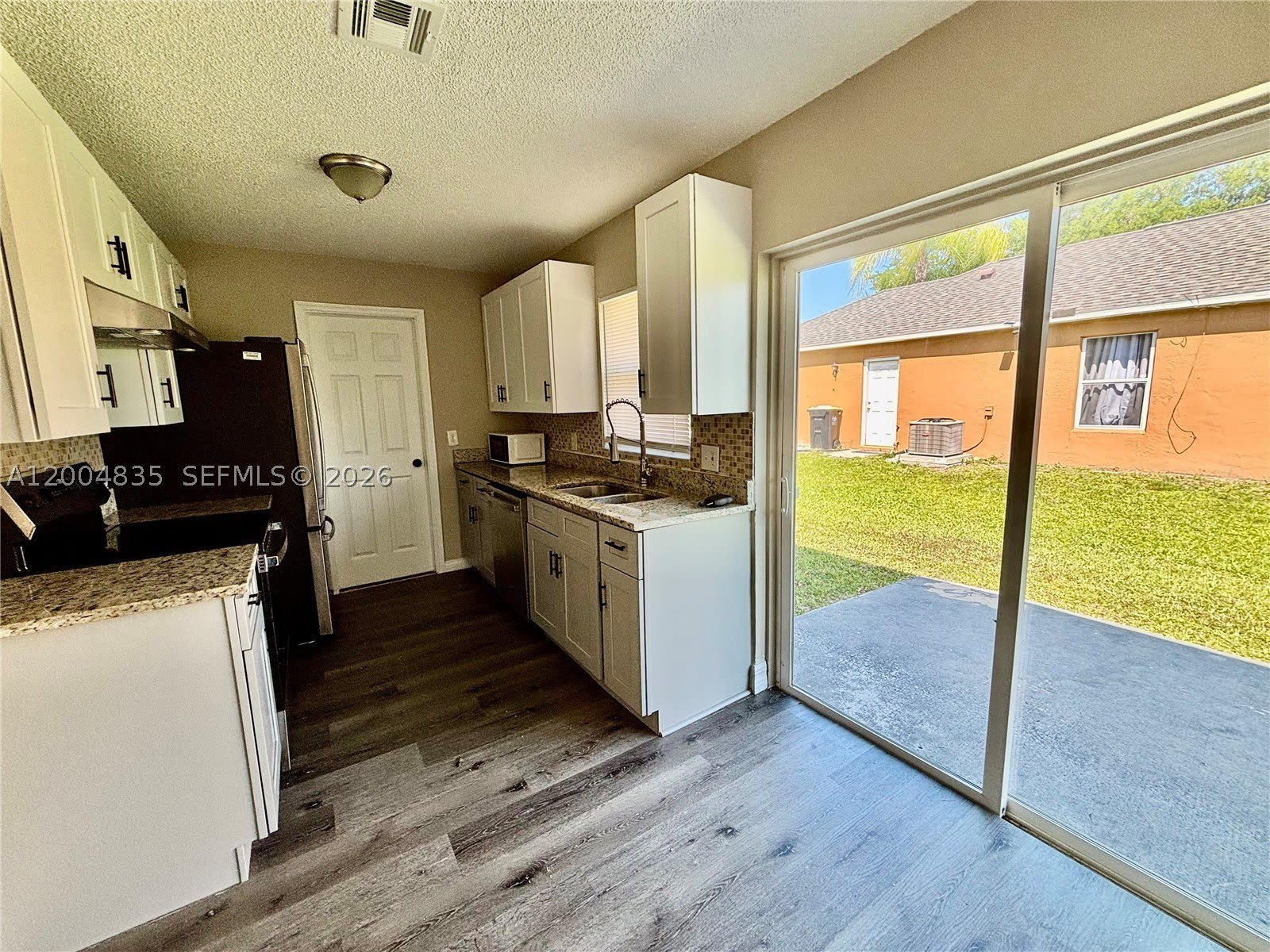 504 Blackbird Lane – photo 2