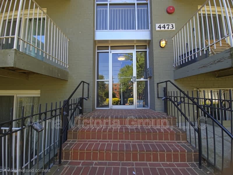 4473 B Street Southeast 1 – photo 1