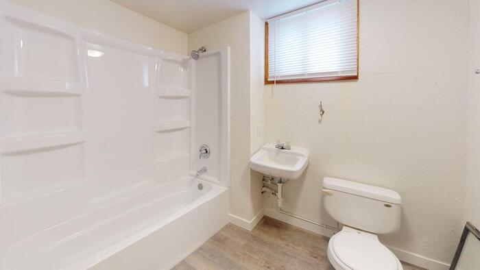 710 East Avenue F – photo 5