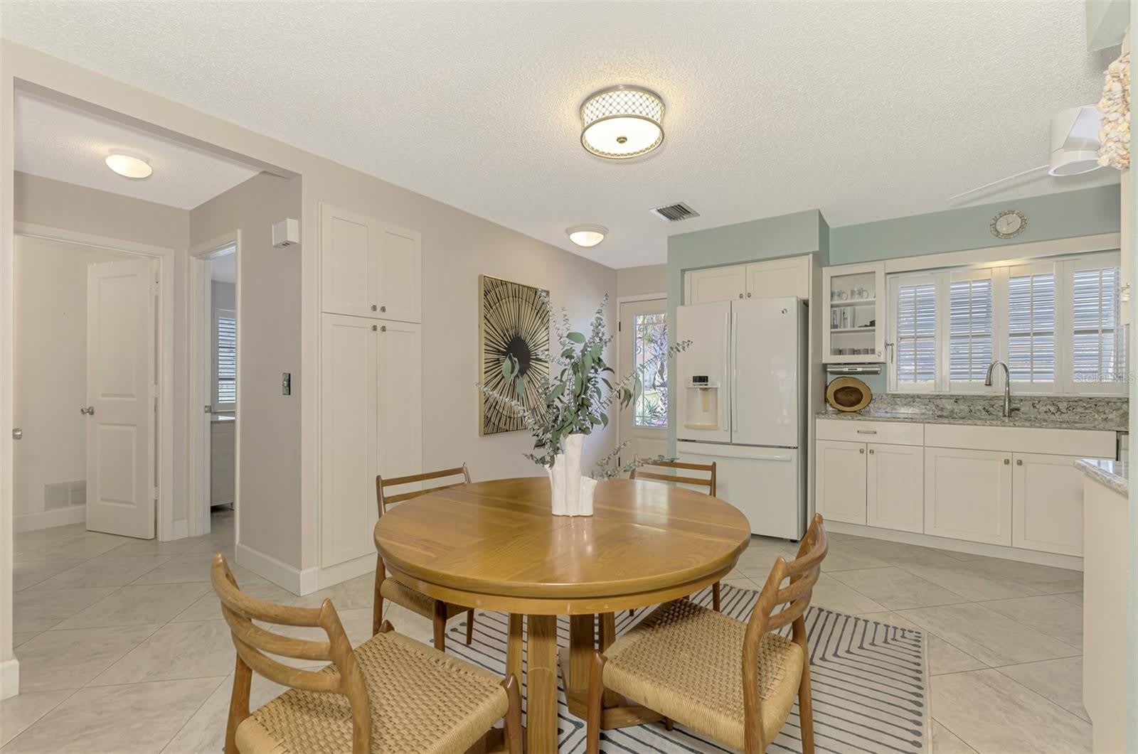 2643 Lear Road – photo 5