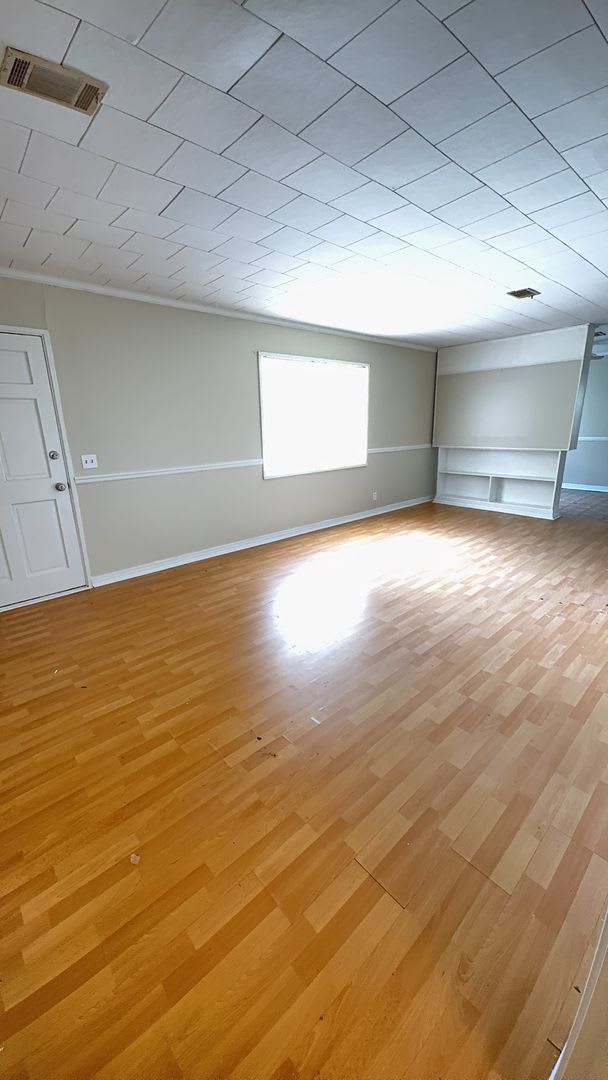 1201 N 8th Ave – photo 5