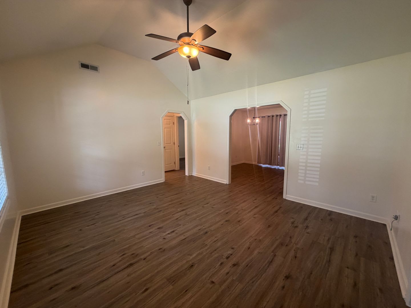 3290 Valencia Drive – photo 3