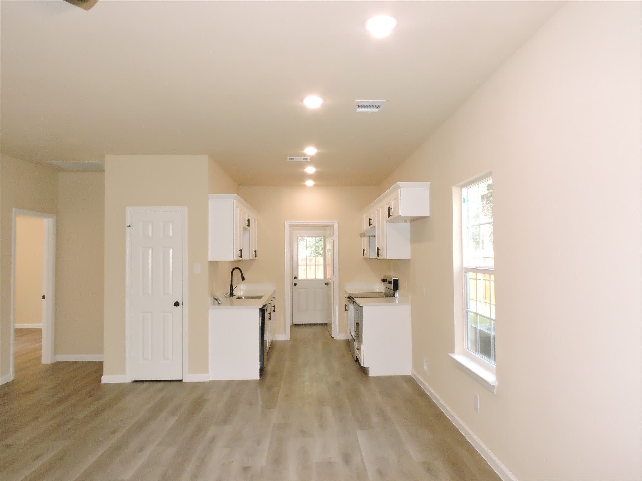 106 Navajo Drive – photo 4
