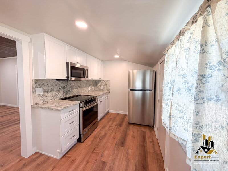305 Wilson Avenue – photo 3